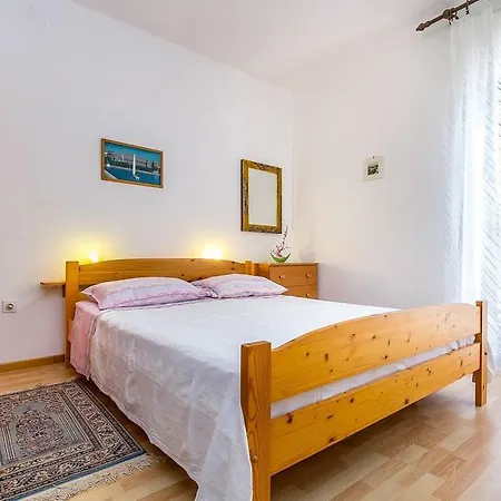 Nikola Two Bedroom * Medulin